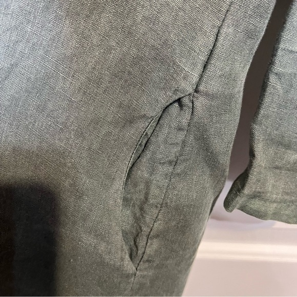 Viola Borgnine Italy Green Linen Jacket, Size Small. - Picture 7 of 8